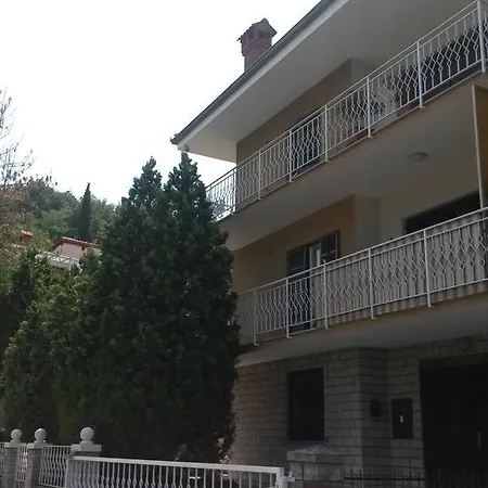 Laguna 22 * Изола