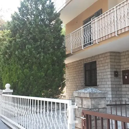 Апартаменты Laguna 22